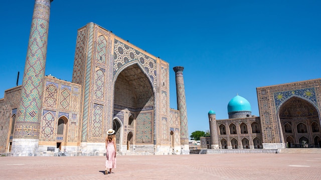 Madrassa Ulugh Beg, plaza Registan, Samarcanda, Uzbekistan