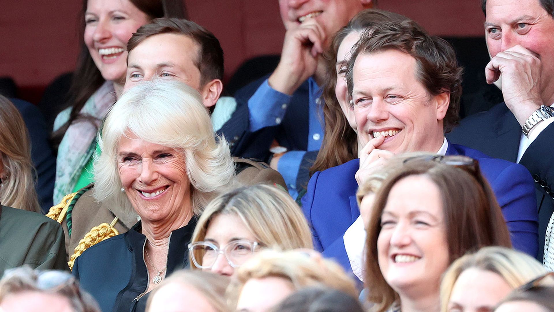 La reina Camilla acude a un acto oficial con su hijo: la simbólica presencia de los Parker Bowles