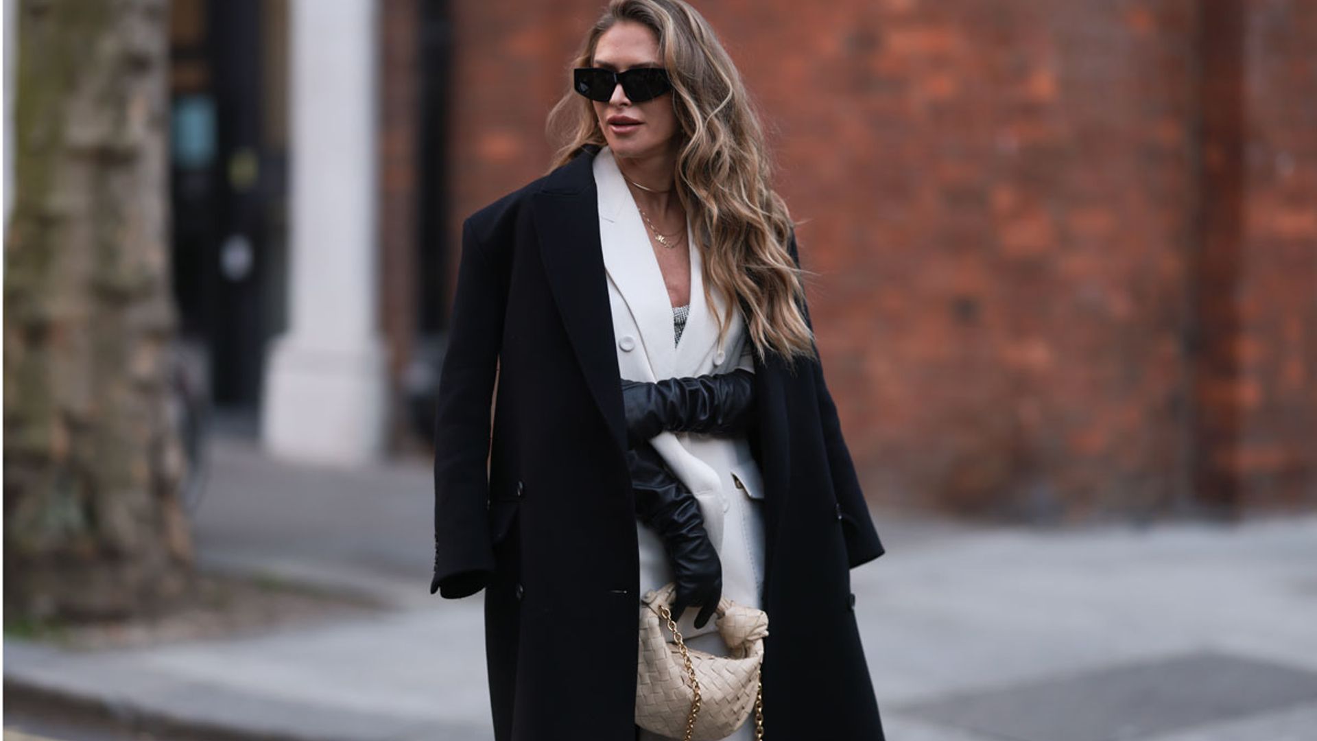 ¡Hasta el 63% de descuento! Las prendas más bonitas para estrenar look en tus citas navideñas