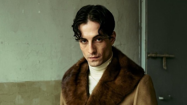 Damiano David, vocalista de Måneskin, en una de las imágenes promocionales de su nuevo disco