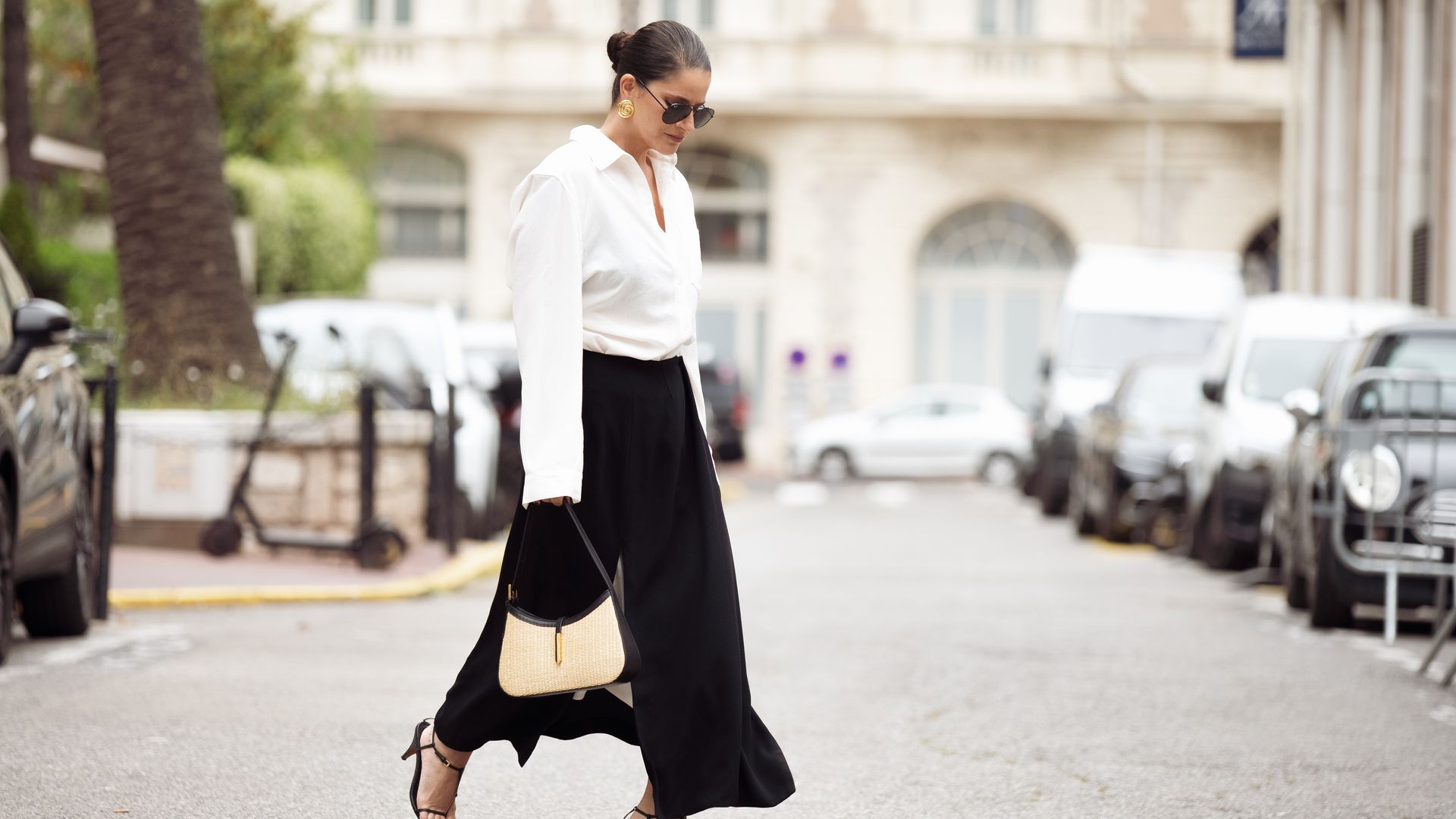 Cómo llevar (bien) las faldas largas boho: 10 looks elegantes que querrás copiar todo el verano