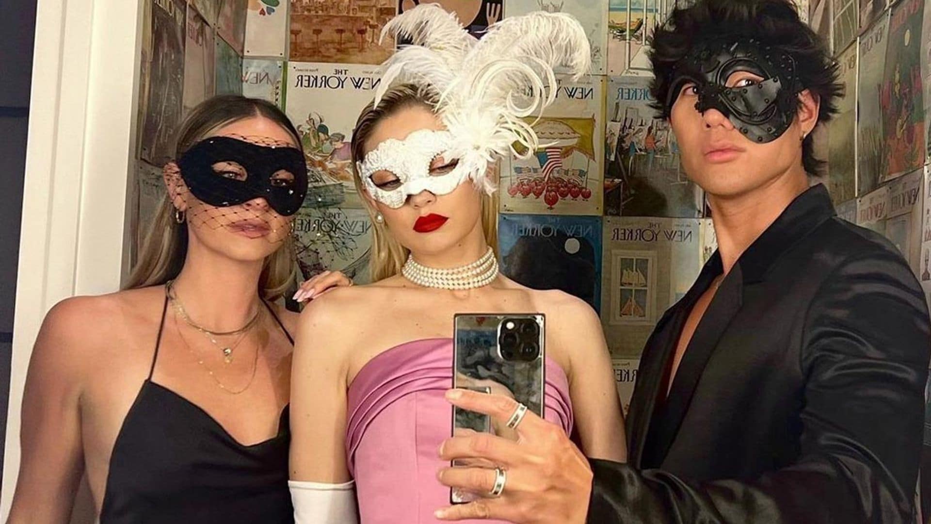 Gigi Hadid arrasa con su look sostenible de diva en el baile de máscaras más glamuroso de Nueva York
