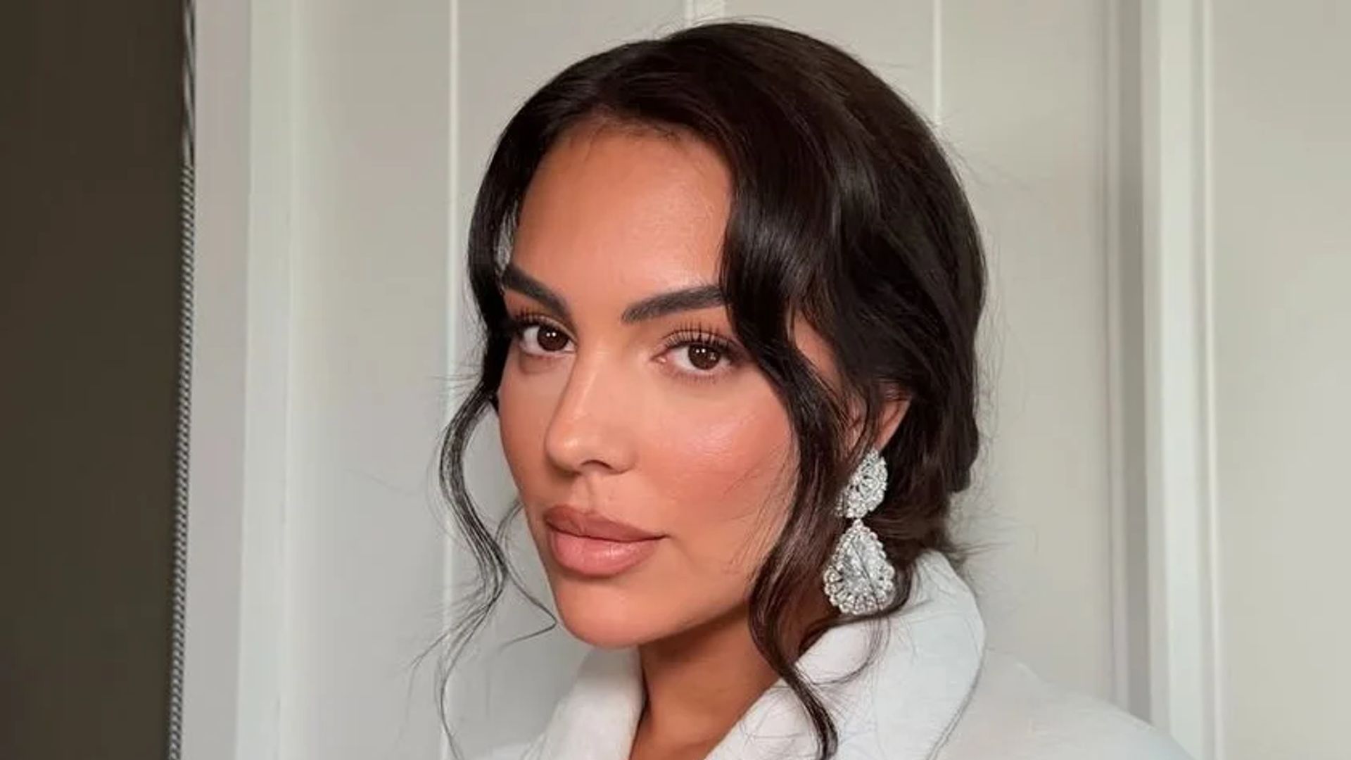 Georgina Rodríguez, sobre su cuidado esencial tras una gala: "Después del meneo que me han dado hoy en el pelo, voy a hidratar las puntas"
