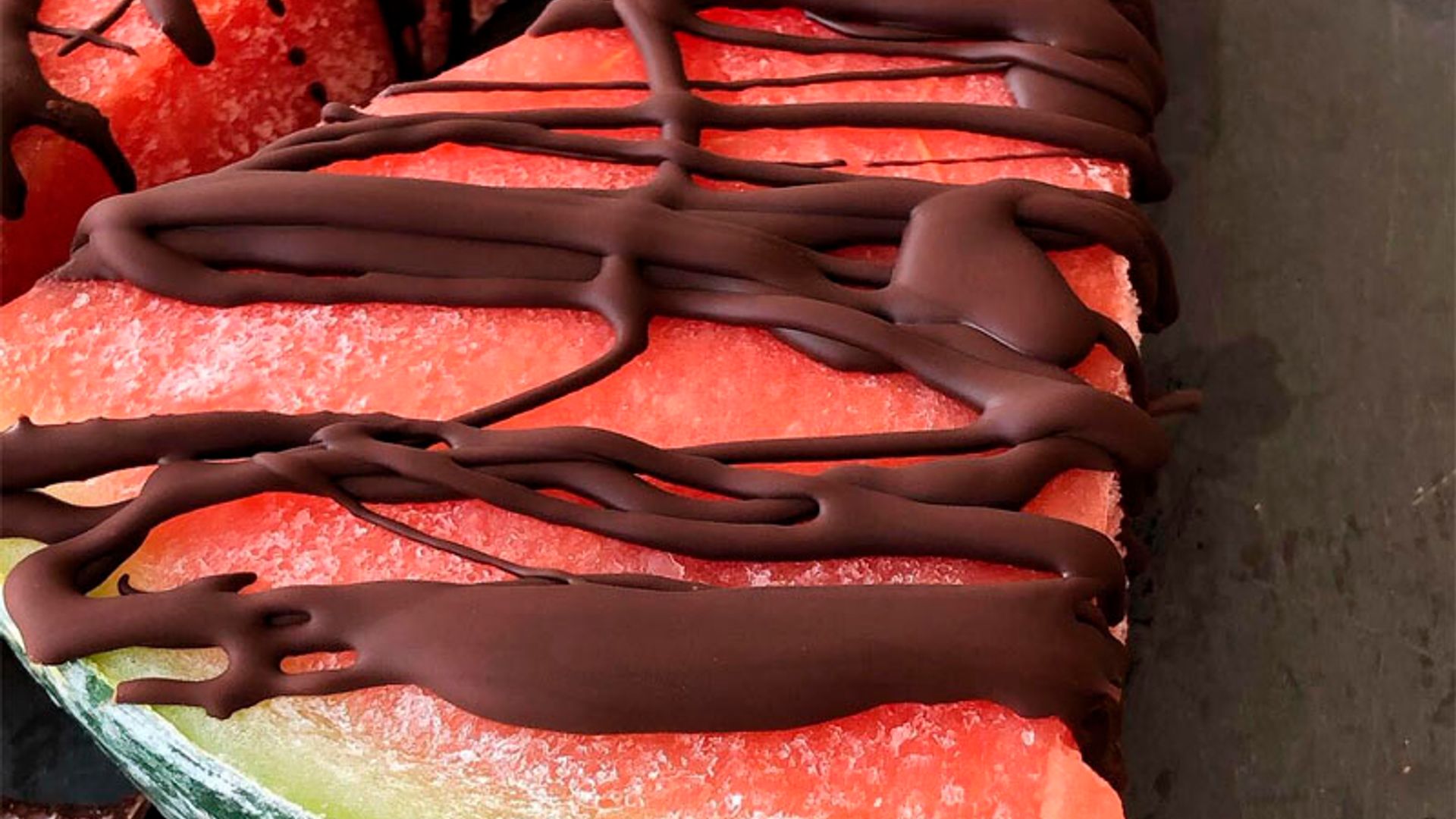 Sandía congelada al chocolate