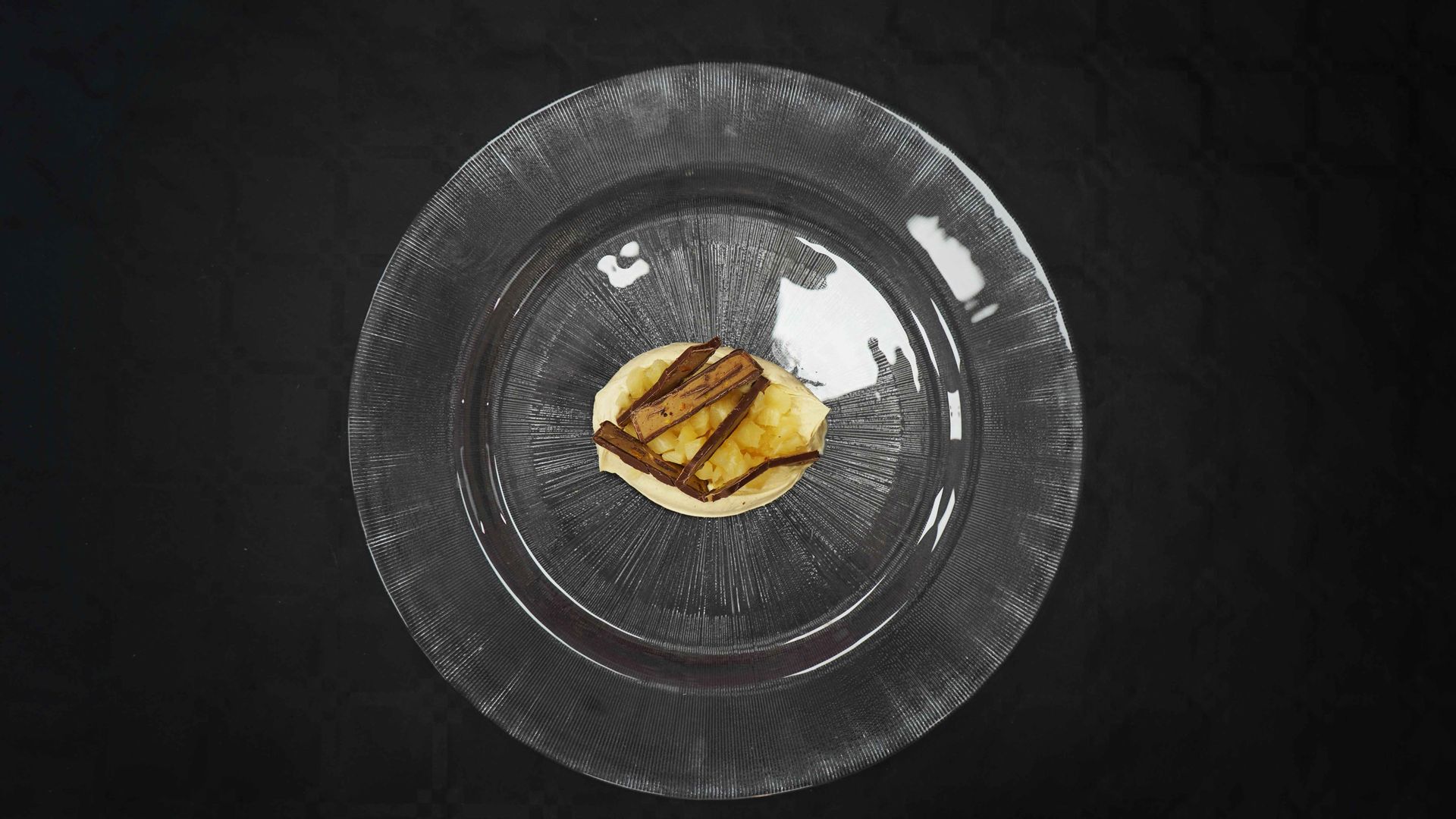 Pistacho y queso cremoso, piña y turrón de chocolate con pistacho Auchan, paso a paso