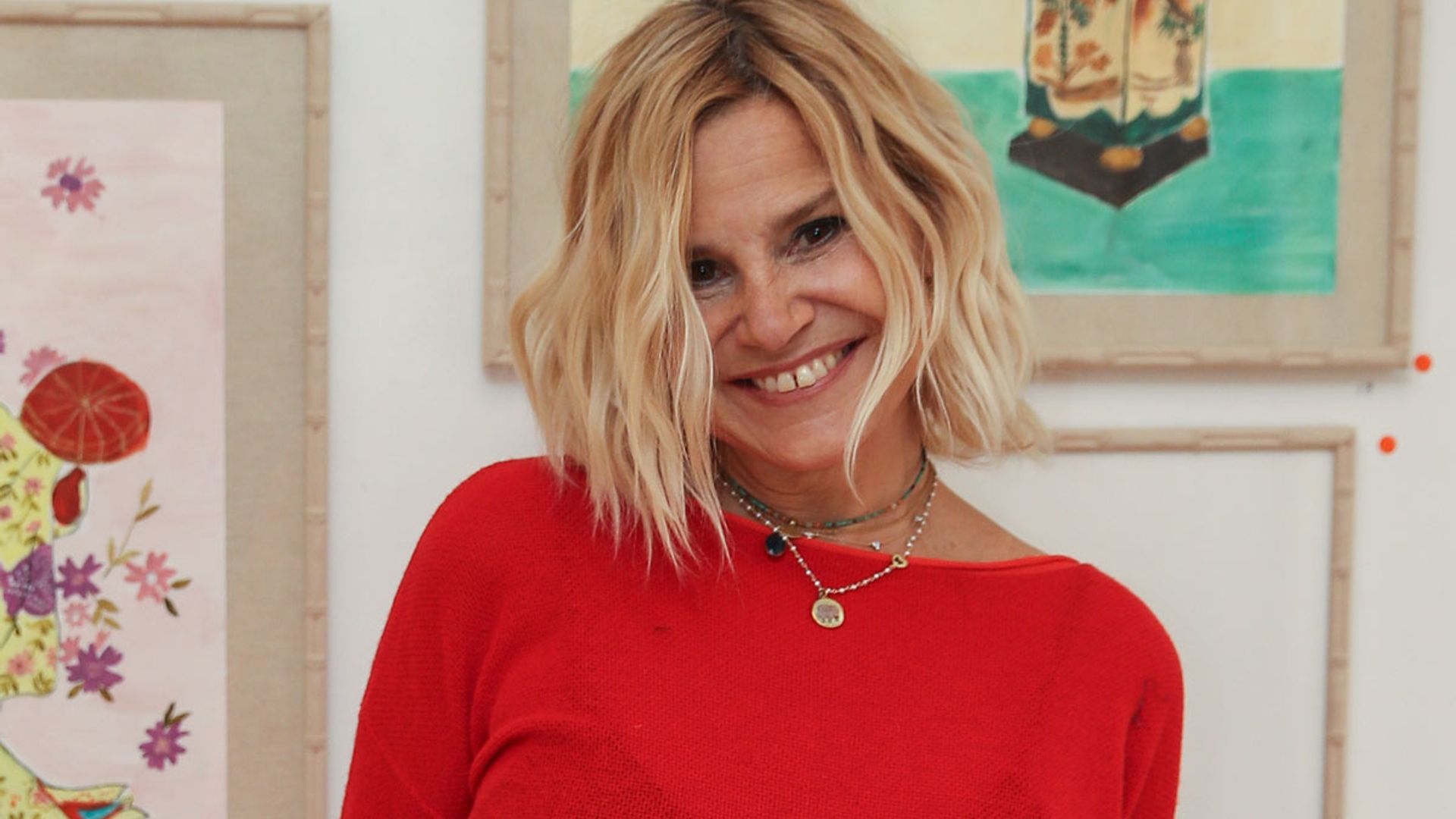 El vestido de seda de Eugenia Martínez de Irujo y otros looks retro que vas a querer comprar