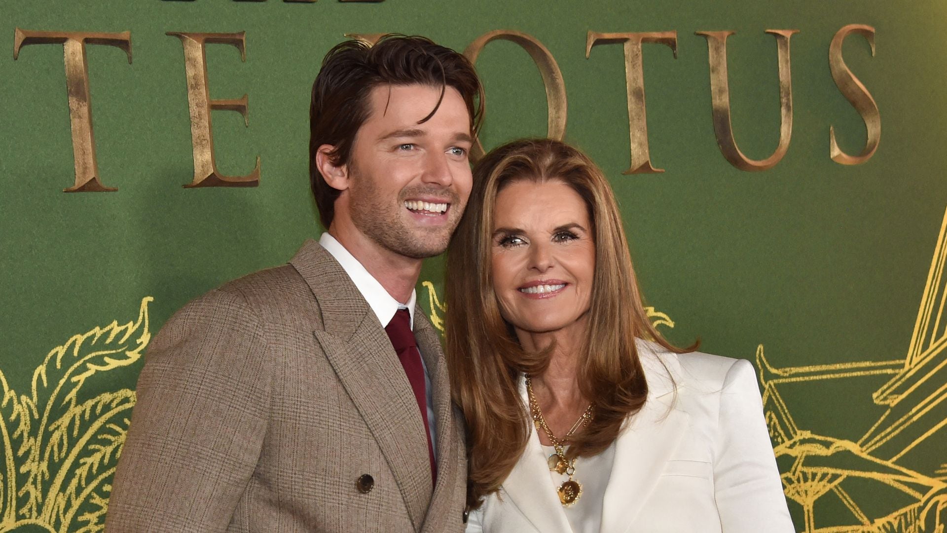 La madre de Patrick Schwarzenegger habla sobre sus polémicas escenas en 'The White Lotus': 'Me advirtió'