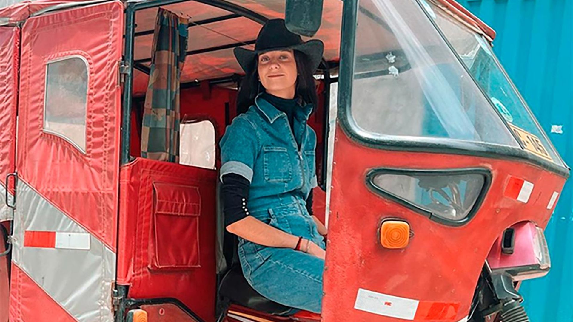 Victoria de Marichalar recorre Perú con Andrés Roca Rey