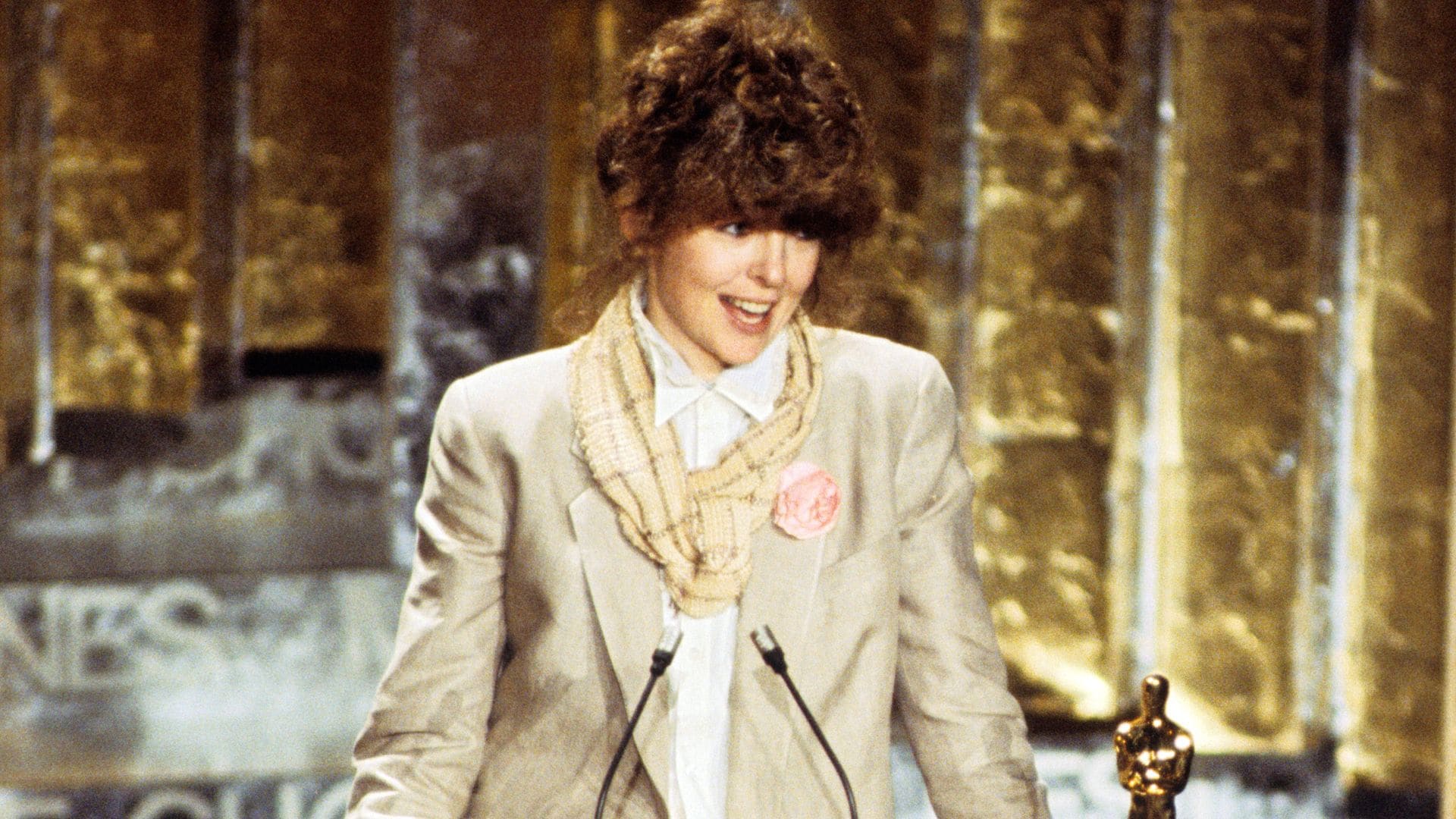 Antes que Julia Roberts, fue Diane Keaton: la primera musa de Armani que rompió las reglas en los Oscar