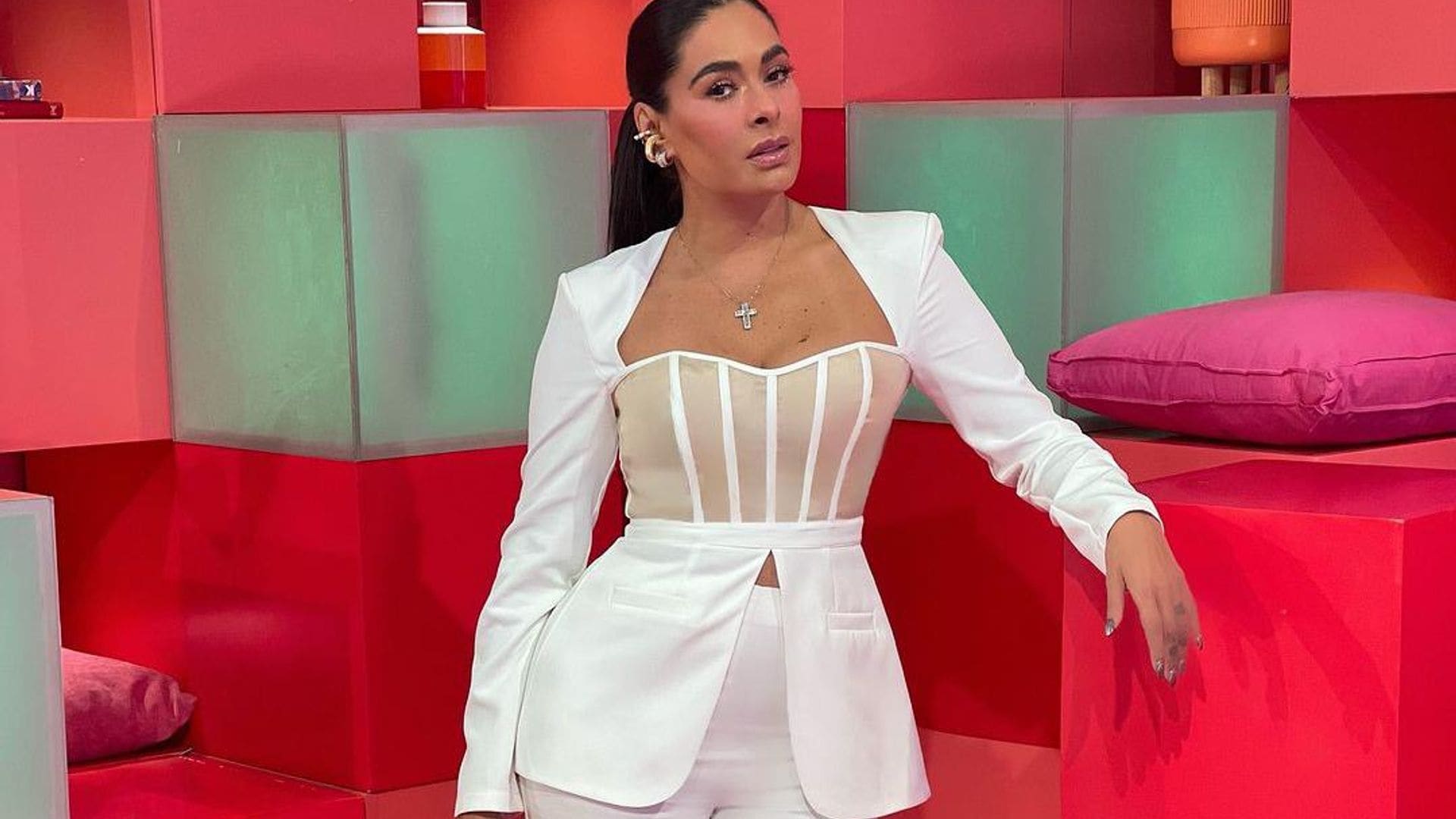 Galilea Montijo comparte los detalles detrás de su último tratamiento de belleza