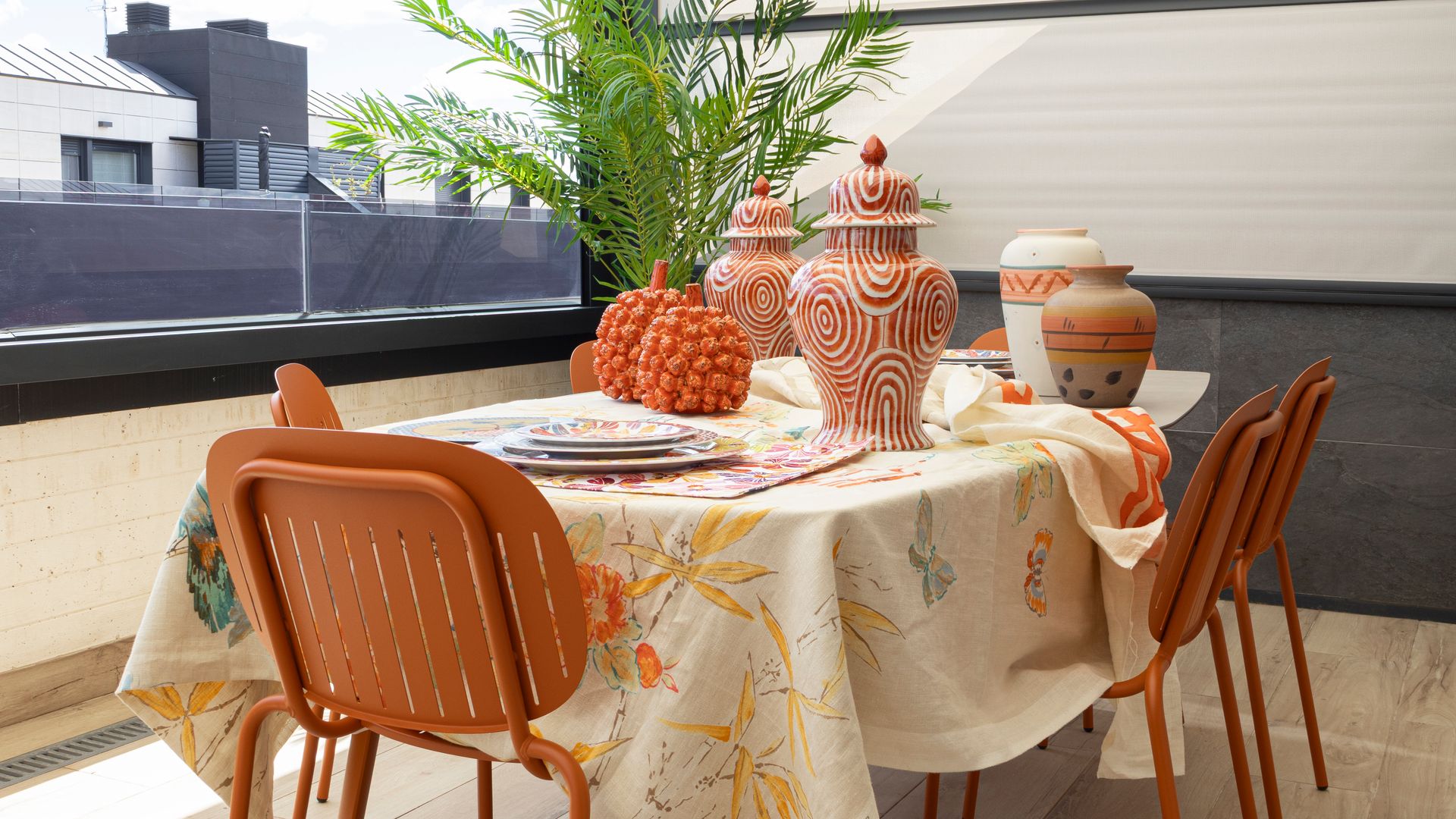 Terraza diseñada por el estudio El ático de Daniela