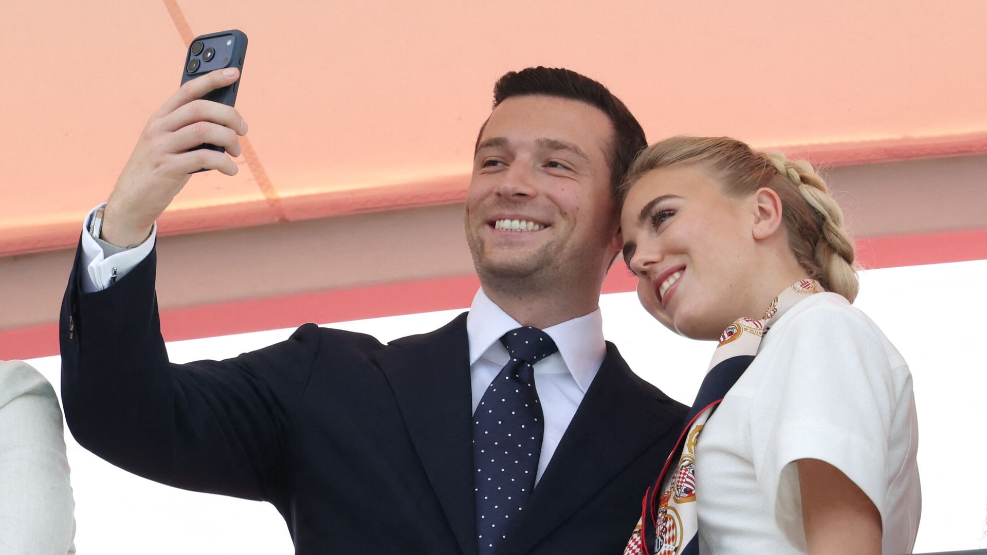 María Carolina de Borbón-Dos Sicilias y Jordan Bardella hace