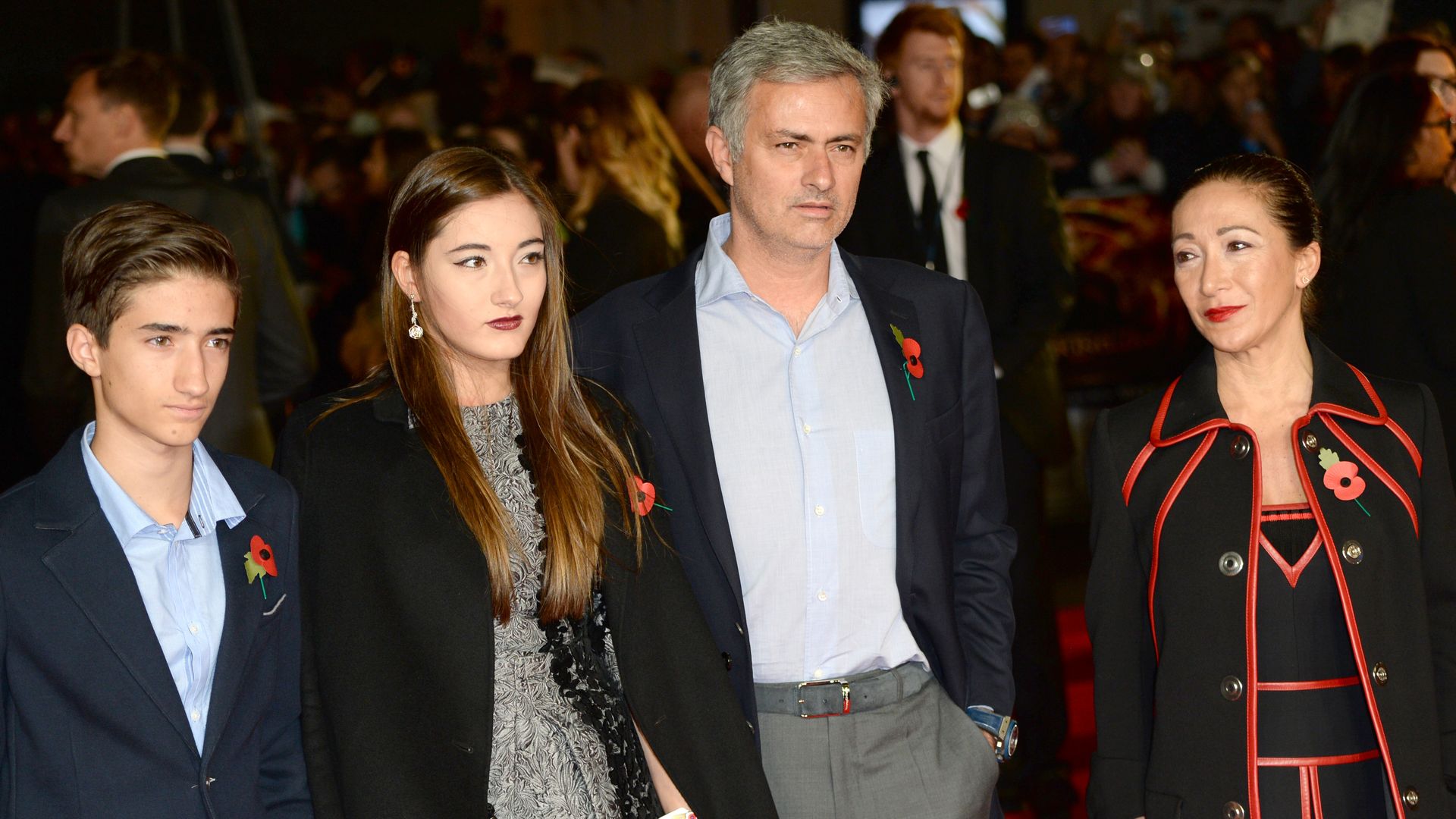 José Mourinho junto a su mujer y sus dos hijos. Imagen de 2014.