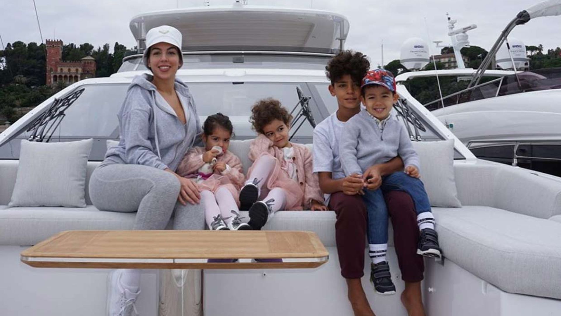 Cristiano Ronaldo 'muere de amor' con el último plan de Georgina y los niños