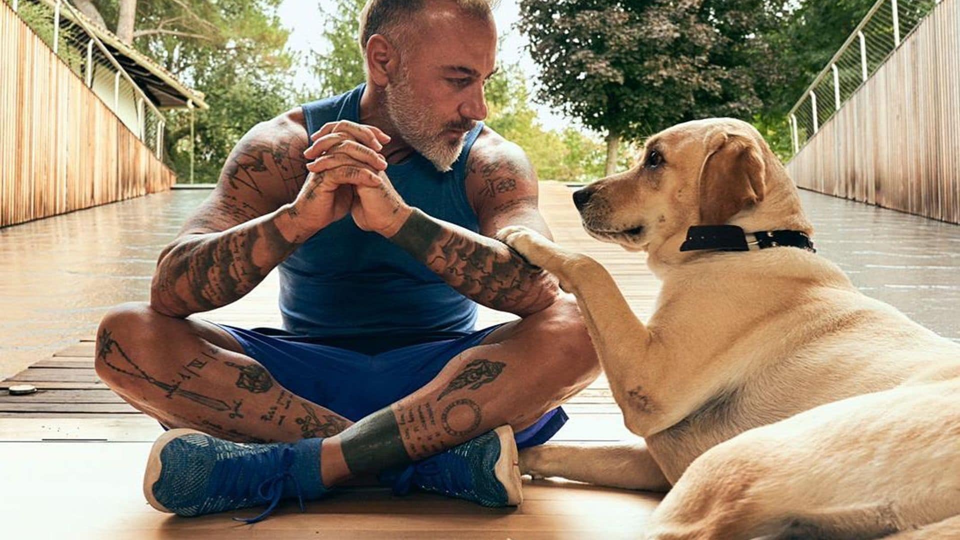 Gianluca Vacchi, desolado ante la muerte de su mascota, le dedica este emotivo vídeo