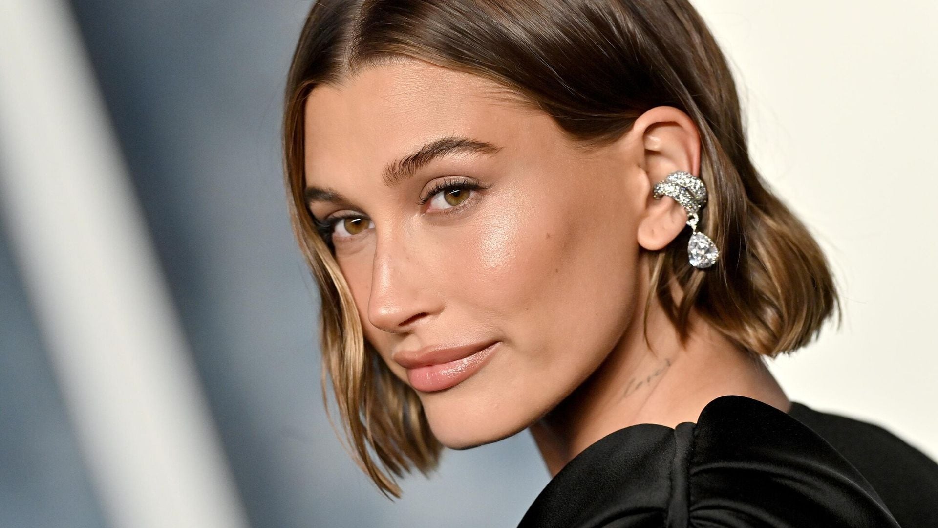Hailey Bieber estrena nuevo color de cabello y es perfecto para el otoño