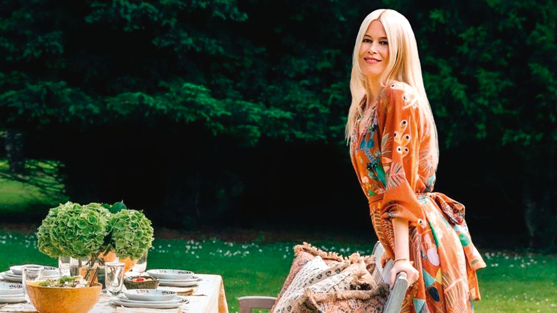 Claudia Schiffer bajo la luz natural