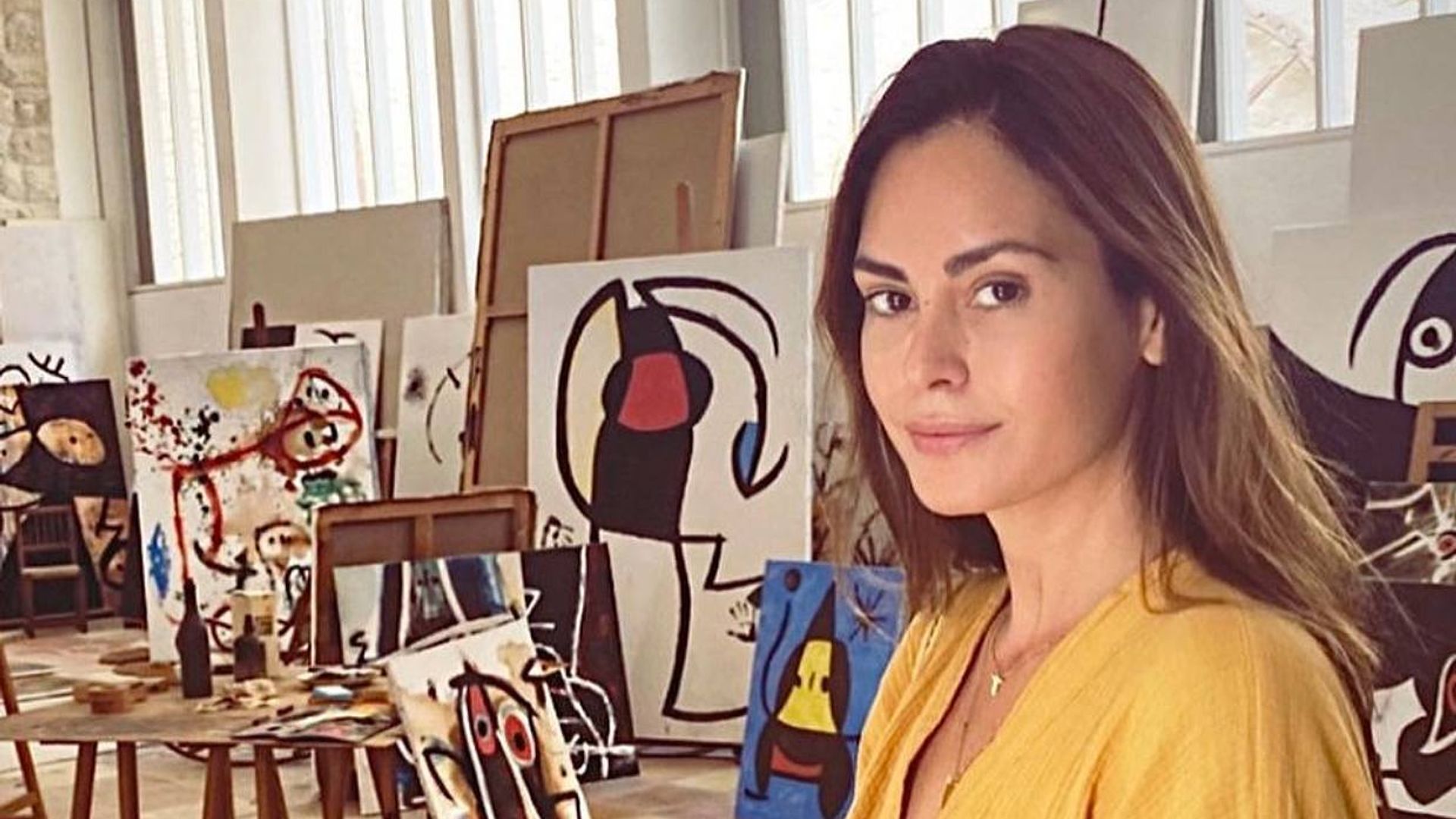 Marina Theiss envía un comunicado negando que sea la mujer a la que besa Íñigo Onieva