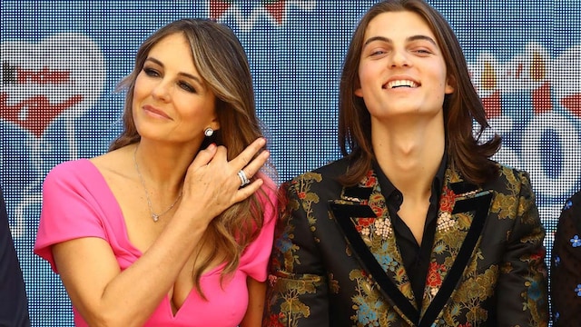 liz hurley hijo cordon2