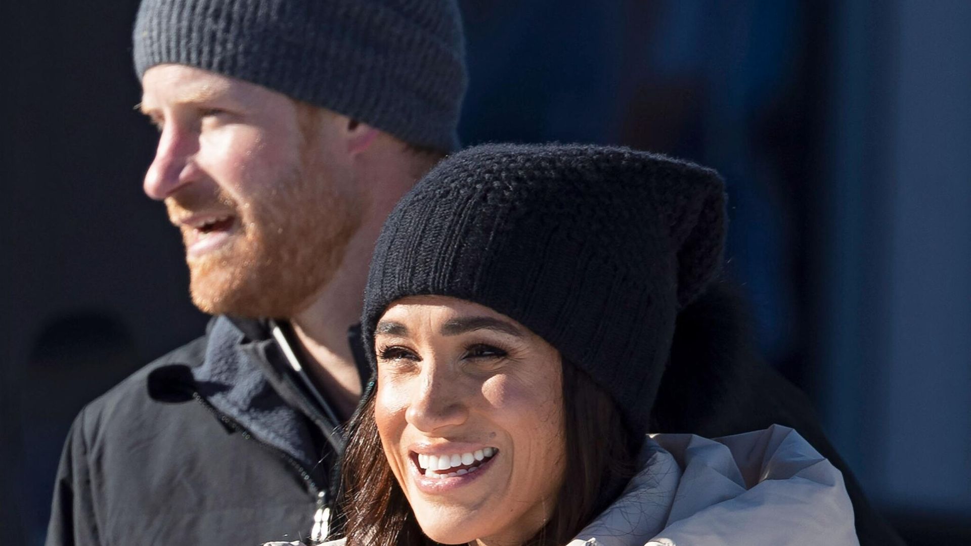 Harry y Meghan quieren firmar la paz: el gran giro de la historia tras los problemas de salud del Rey y Kate