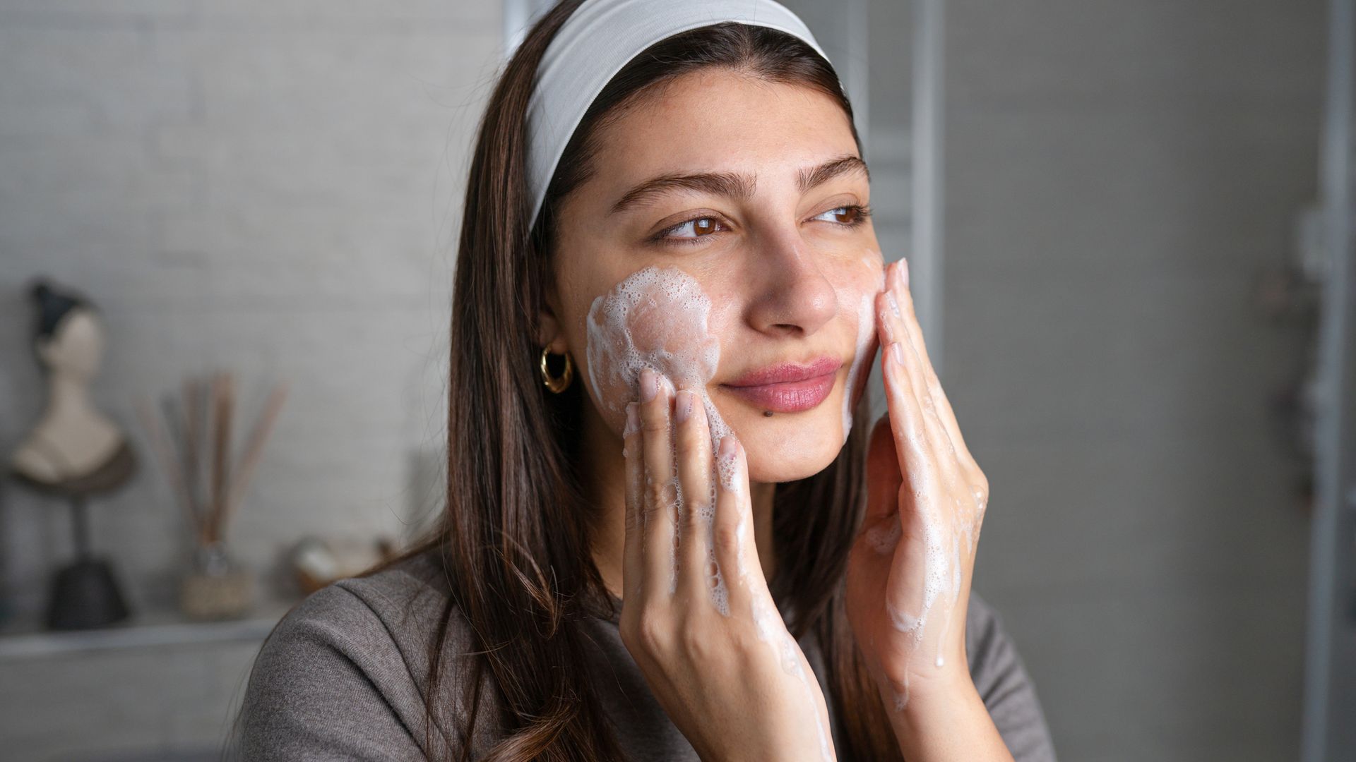 He probado el limpiador facial de Amazon que todas adoran y ahora, cuesta menos de 6€