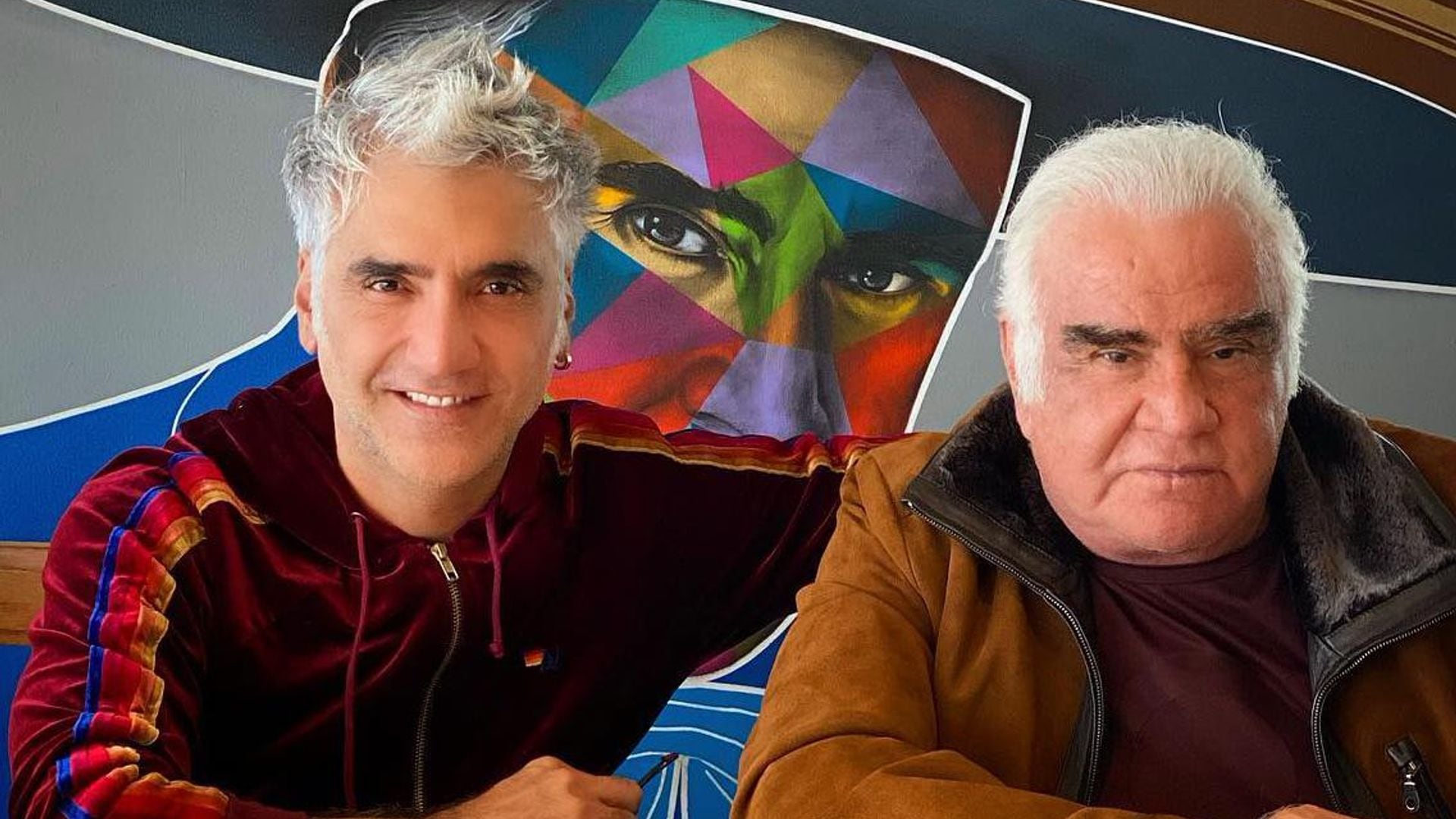 Alejandro Fernández se sorprende por su gran parecido con Vicente Fernández