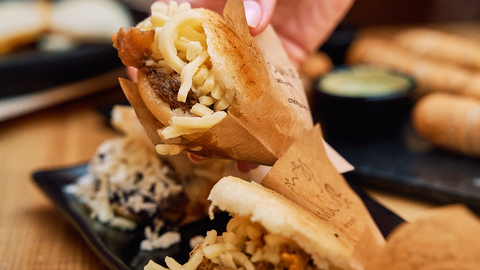 Restaurantes venezolanos donde volver a casa a través del paladar: 4 direcciones que no fallan