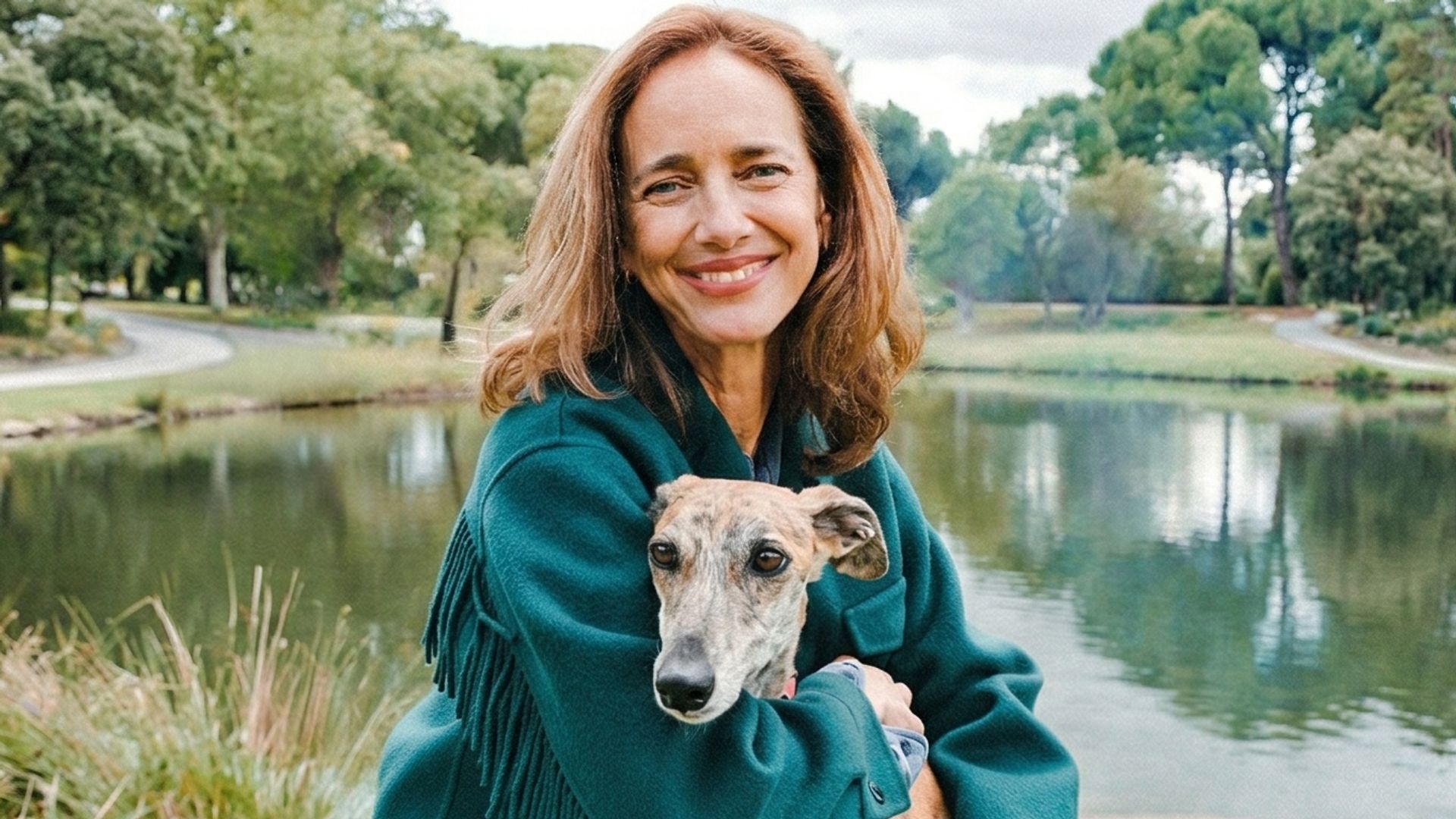 Blanca Suelves y el rescate que le cambió la vida: la conmovedora historia de Olga, su galga abandonada