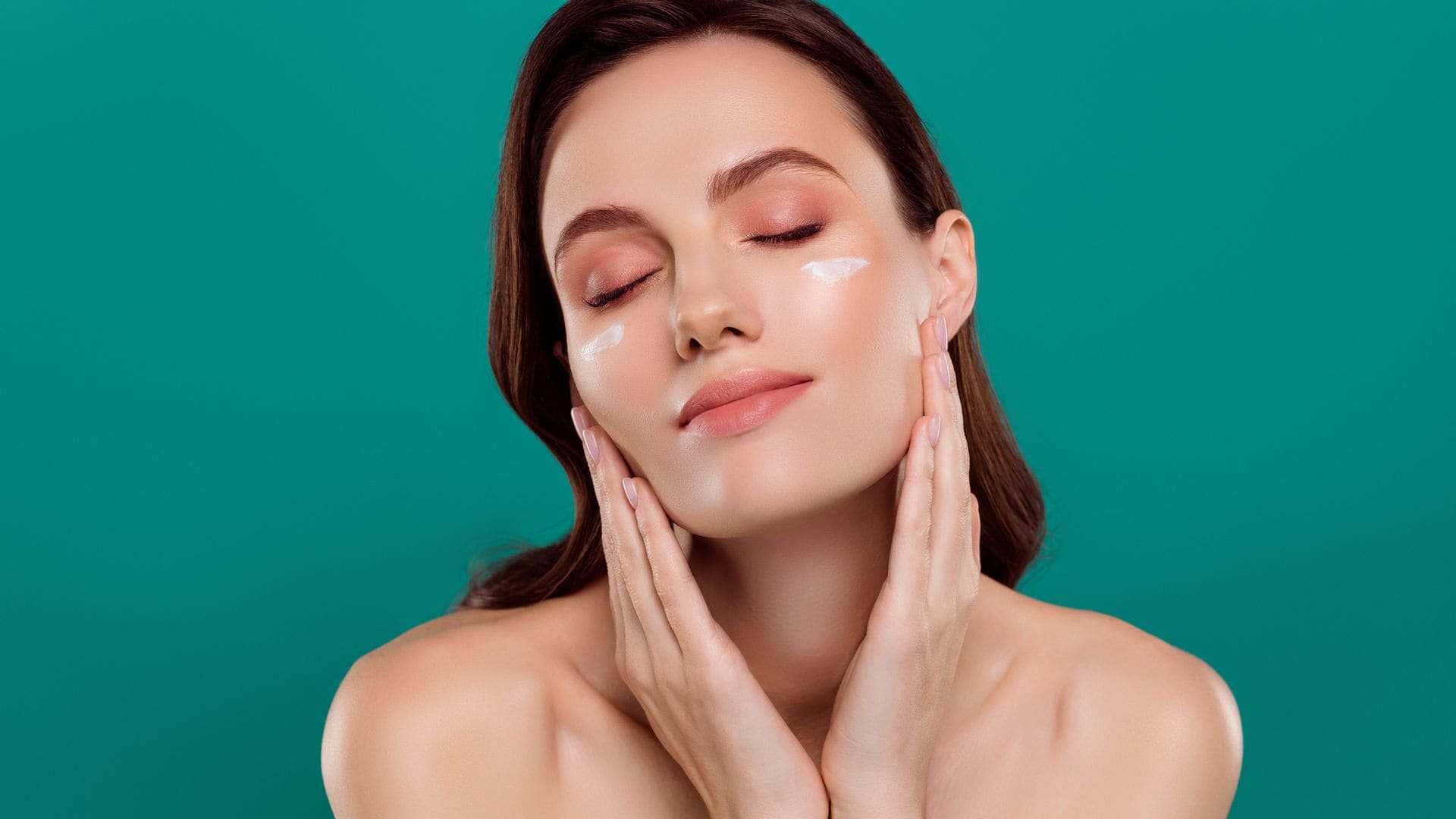 Todavía puedes comprar la crema rellenadora de L'Oréal Paris al 45% de descuento