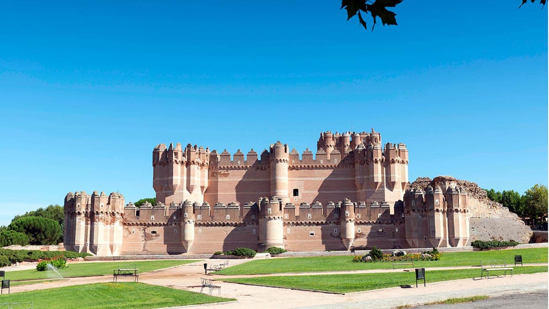 De castillo en castillo por Segovia con parada en sus hornos de asar