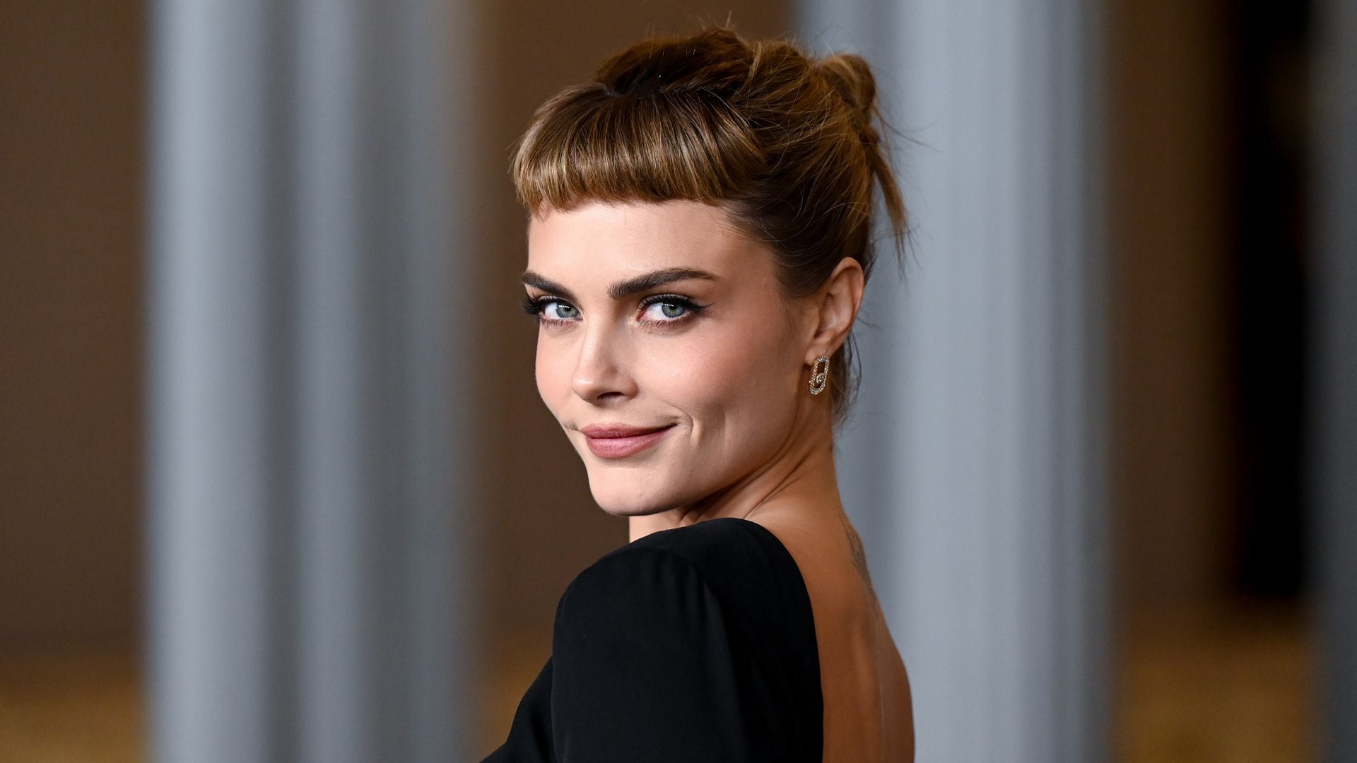 El estilo único y rebelde de Cara Delevingne conquista las pasarelas y la alfombra roja