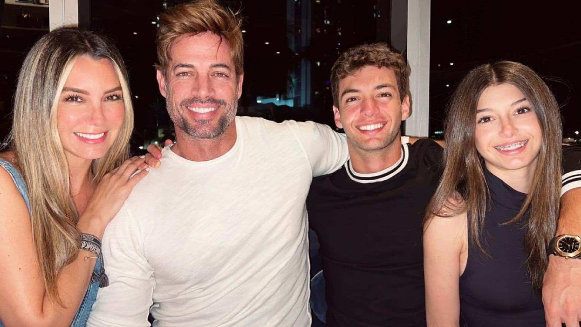 William Levy y su exmujer, Elizabeth Gutiérrez, unidos por el último triunfo deportivo de su hijo de 17 años