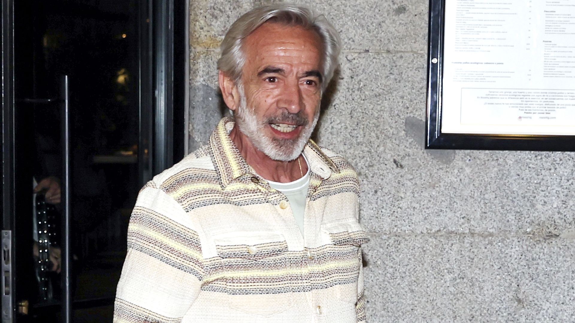 El restaurante donde ha celebrado Imanol Arias su 70 cumpleaños: un templo de la brasa y del torrezno