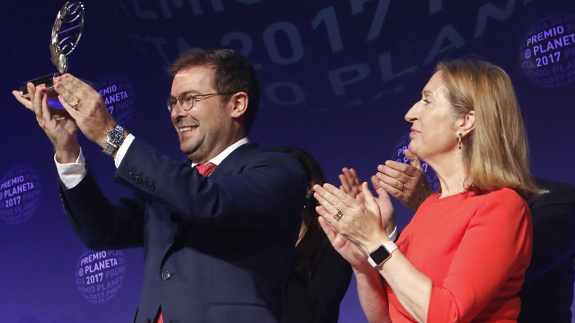 Javier Sierra gana el Premio Planeta por 'El fuego invisible'