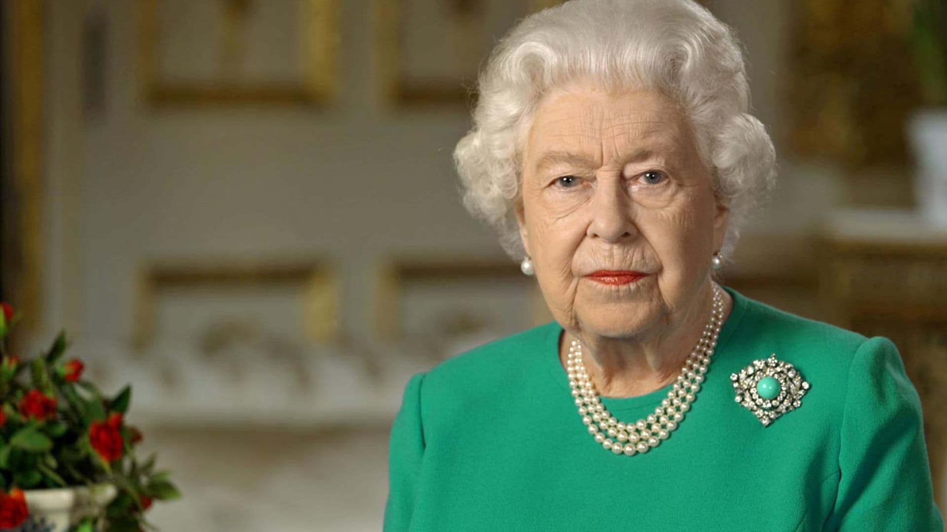 Los looks con historia de la reina Isabel II por su 96º cumpleaños