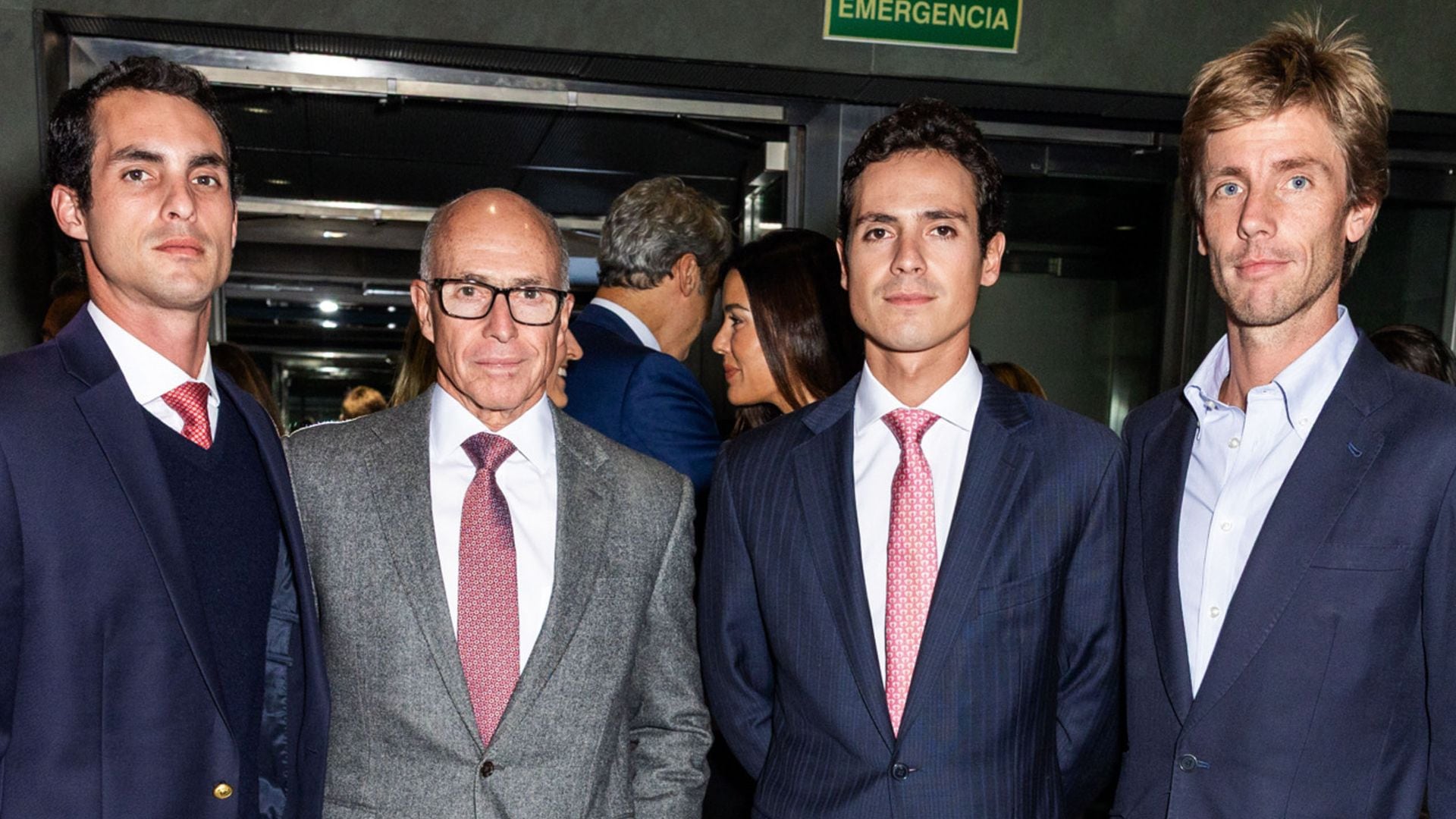 El príncipe con su suegro, Felipe de Osma Berckemeyer, y dos de los hermanos de Sassa: Felipe y Juan Manuel