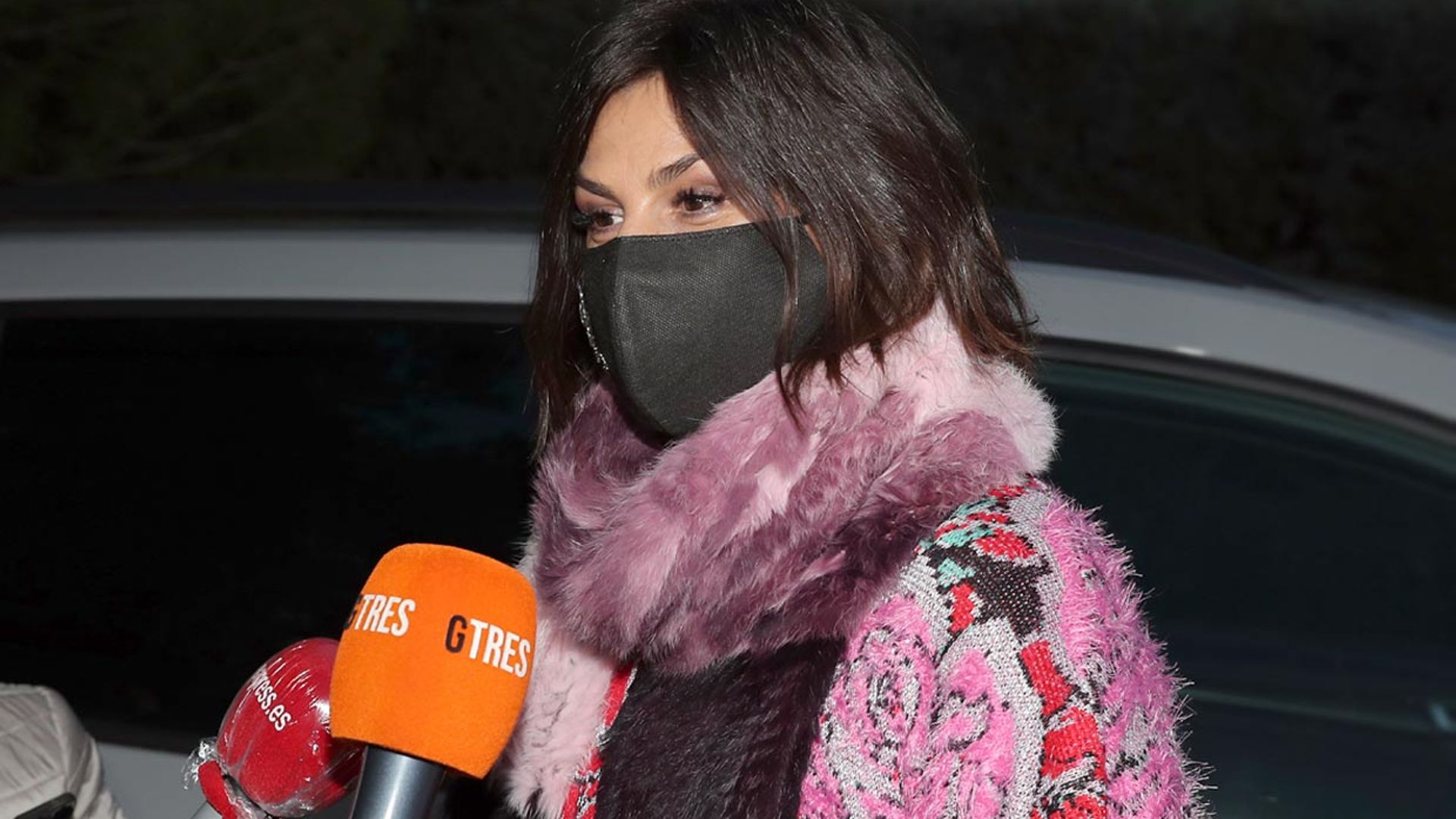 ¿Qué famosa presentadora llevó antes el jersey 'furry' de Raquel Perera?