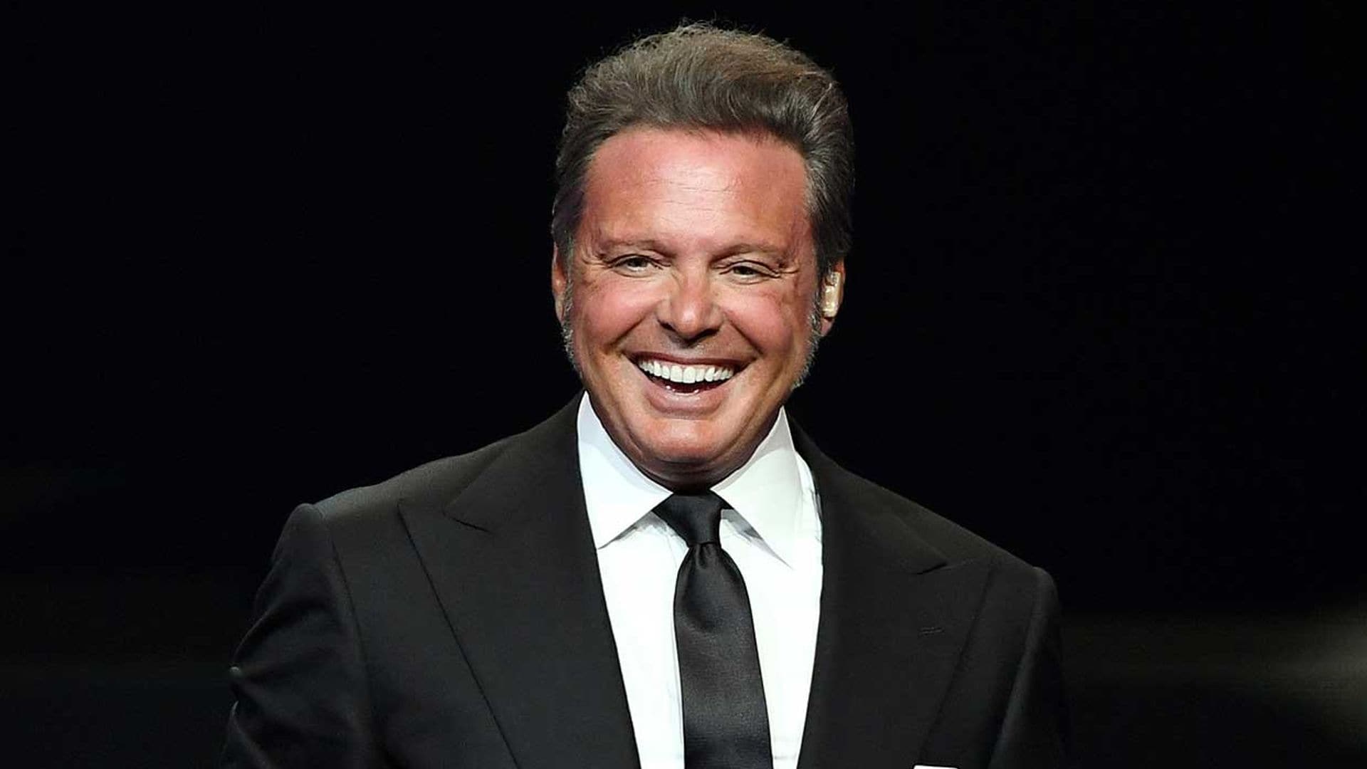 Padre de tres hijos y con una intensa vida de luces y sombras: todo sobre Luis Miguel