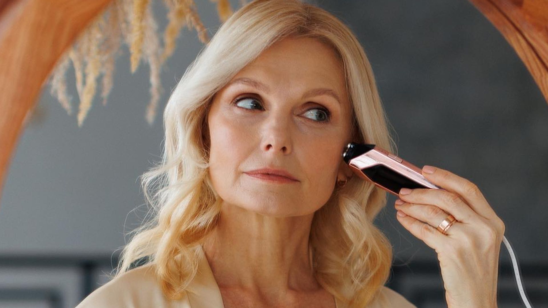 Los 5 mejores dispositivos de radiofrecuencia facial para casa: piel tersa, jugosa y sin manchas