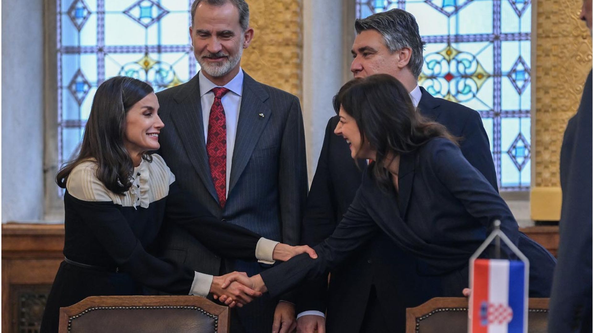 Los Reyes, acompañados por el presidente Milanovic y la primera dama, inauguran un importante foro científico en Croacia