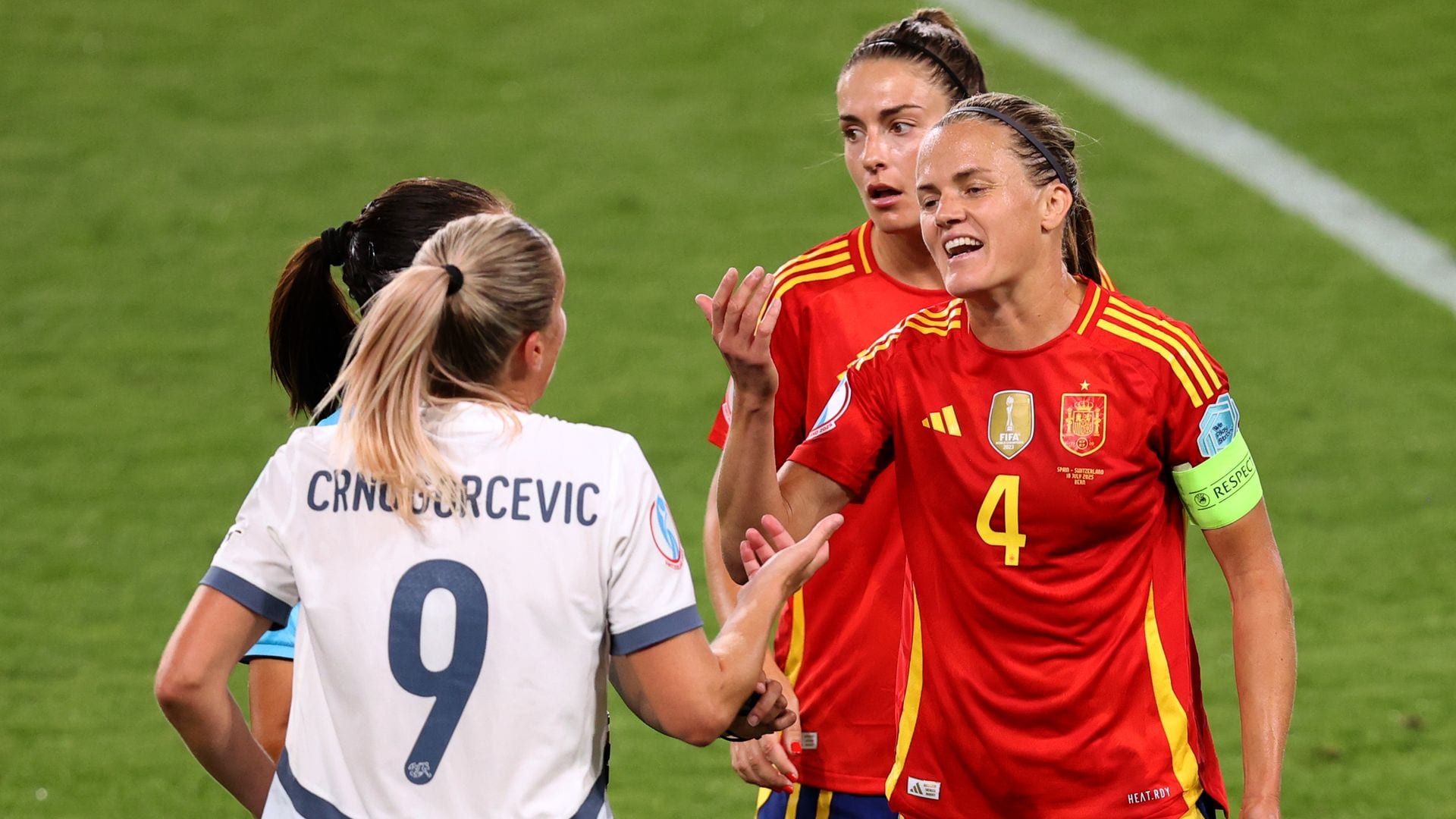 La curiosa historia viral que hay detrás del enganchón que ha tenido una jugadora española en la Eurocopa