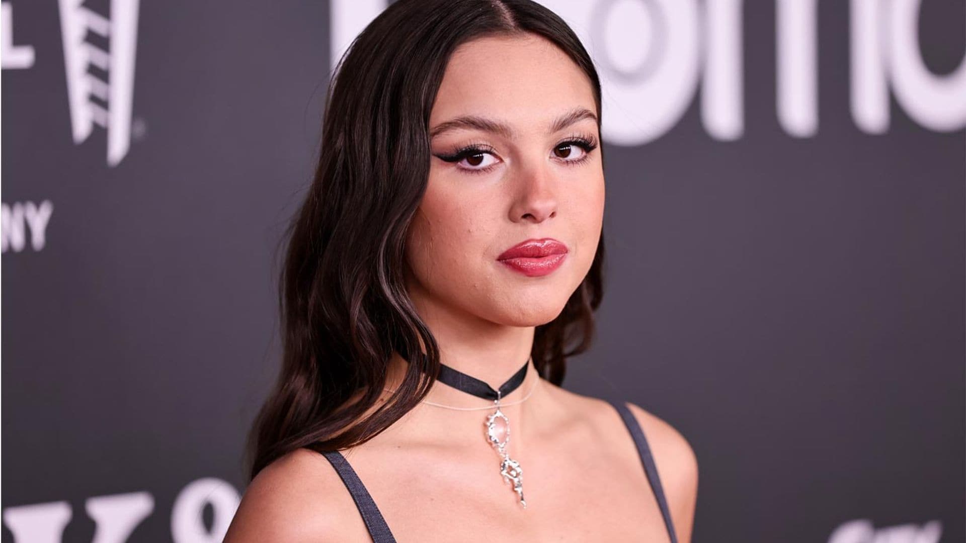 De Olivia Rodrigo a Dove Cameron: la estética 'emo' vuelve, pero no como en los 2000