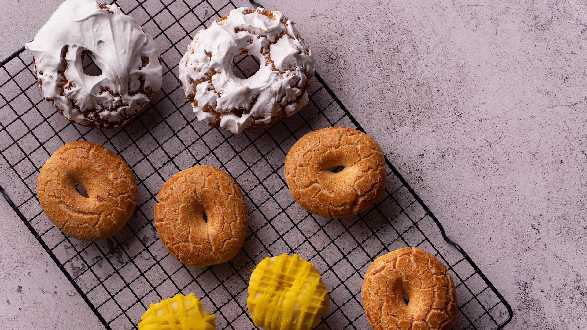 Las Tradicionales Rosquillas de San Isidro: Un Sabor que Celebra la Cultura Madrileña Las Tradicionales Rosquillas de San Isidro: Un Sabor que Celebra la Cultura Madrileña