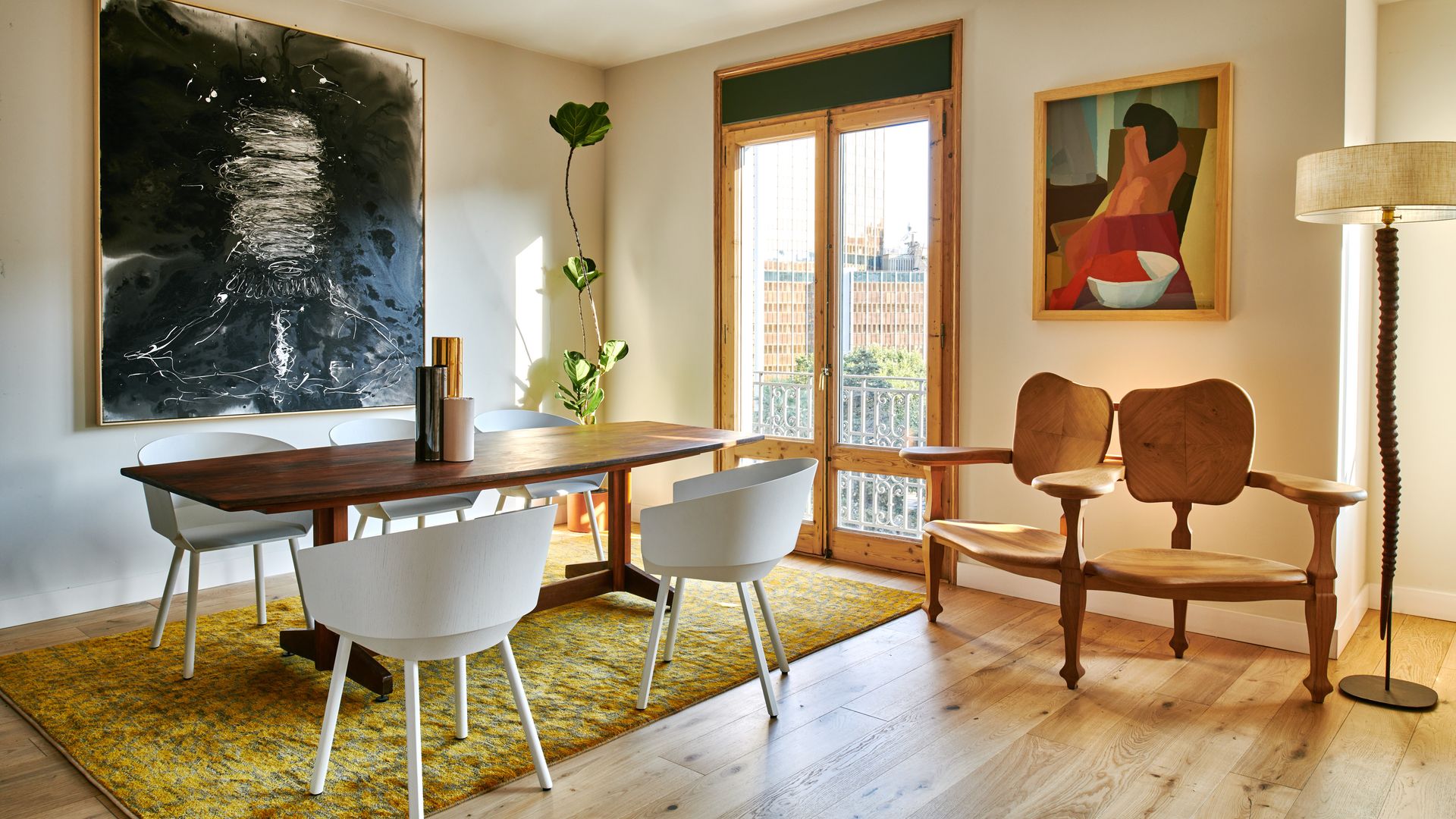 Juancho González, interiorista, sobre las tendencias en decoración en 2026: "La casa vuelve a ser biografía, no catálogo"