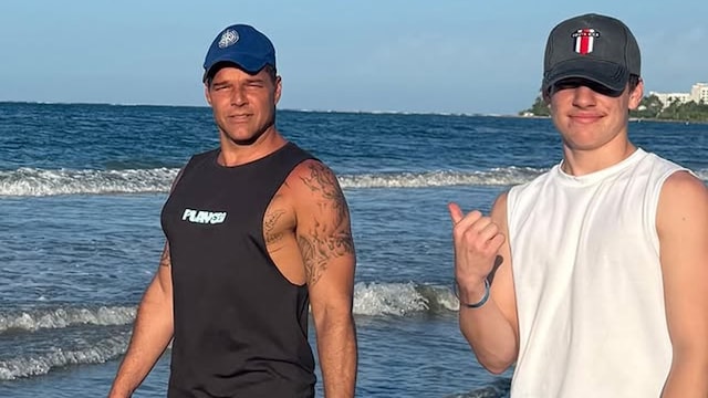 Ricky Martin con su hijo
