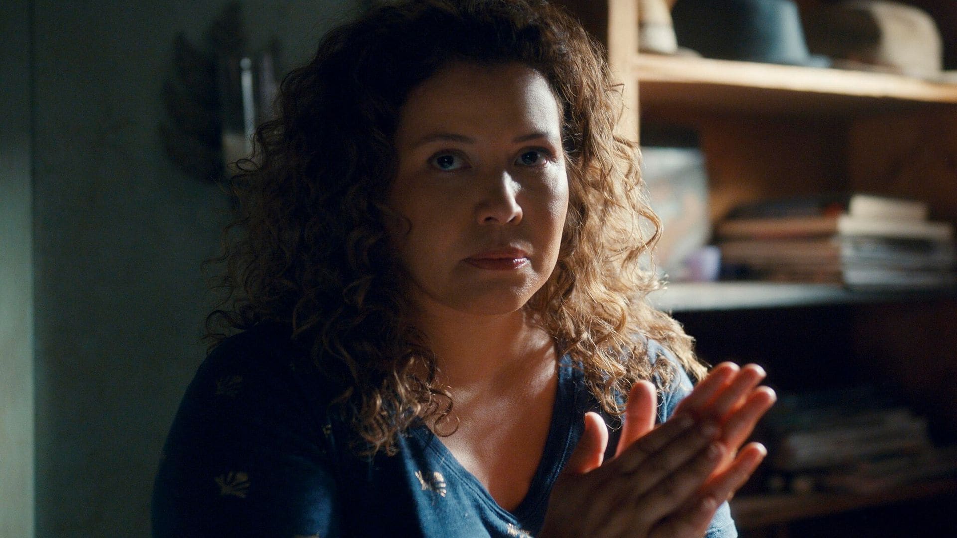 ‘The Horror of Dolores Roach’, lo nuevo de Prime Video, donde el terror, el crimen y las empanadas son protagonistas