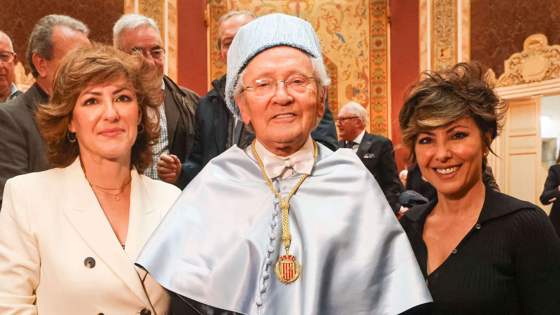 Fernando Ónega y sus hijas, Cristina y Sonsoles