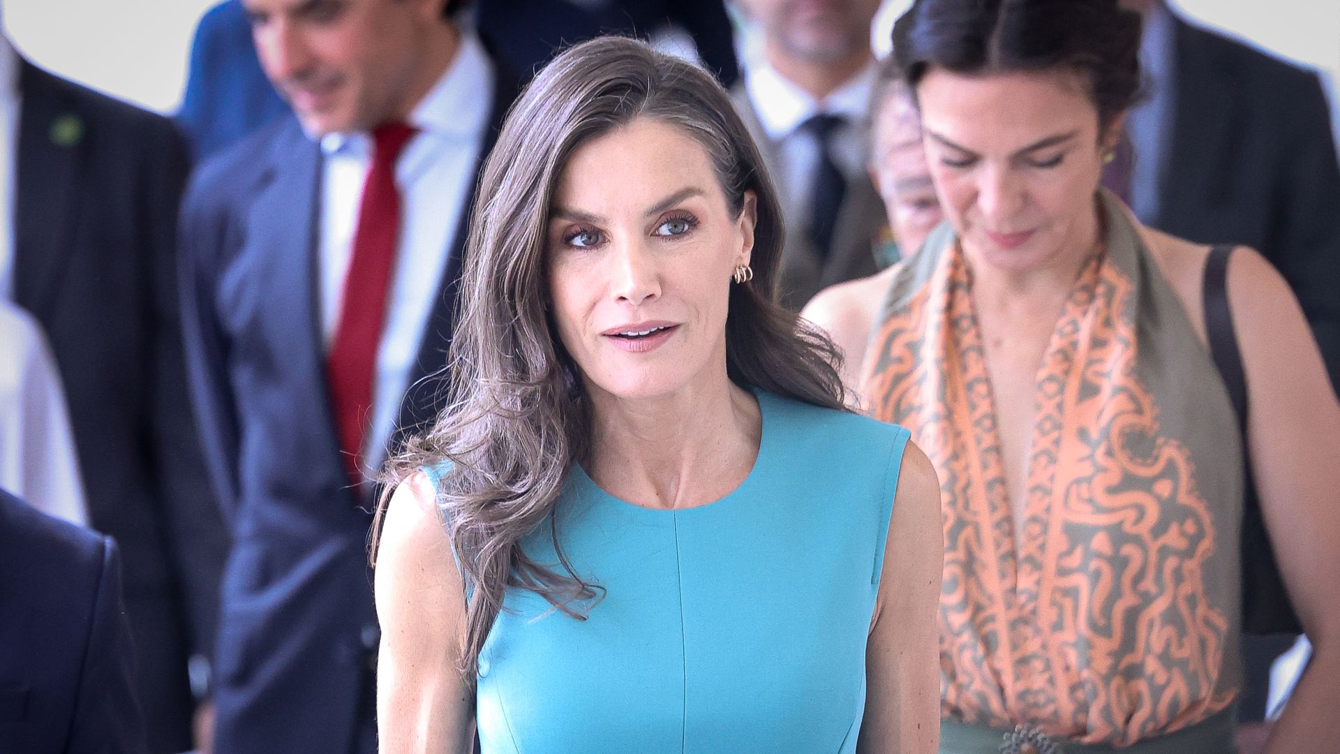 La Reina rescata su icónico vestido 'Dadoria': "Le gusta llevarlo en verano"