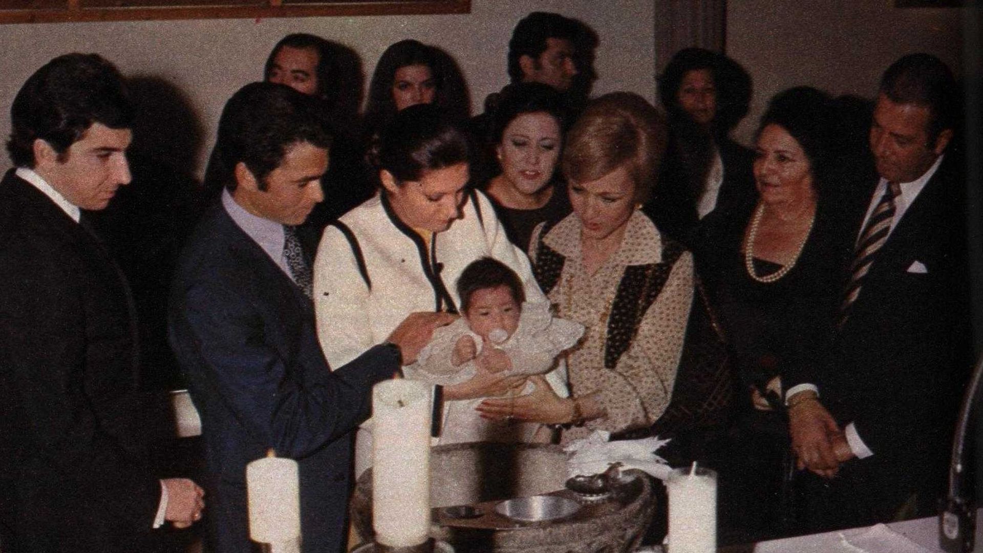 HOLA+ Carmen y Paquirri hijo