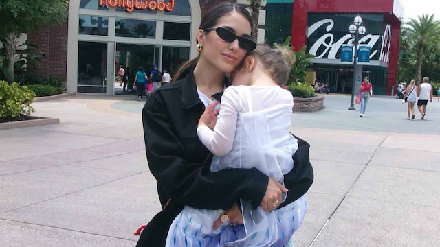 Sharon Fonseca y su hija Blu Jerusalema.
